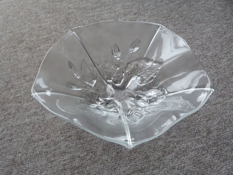 A lovely flower patterned fruit  bowl