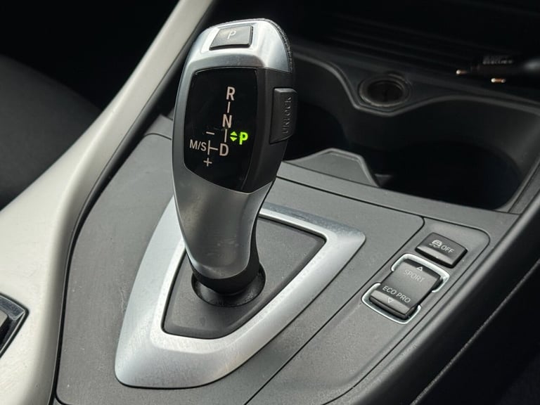 2015 BMW 1 Series 2.0 120d BluePerformance SE Hatchback 5dr Diesel Auto Euro 6 (s/s) (184 ps) Hat...