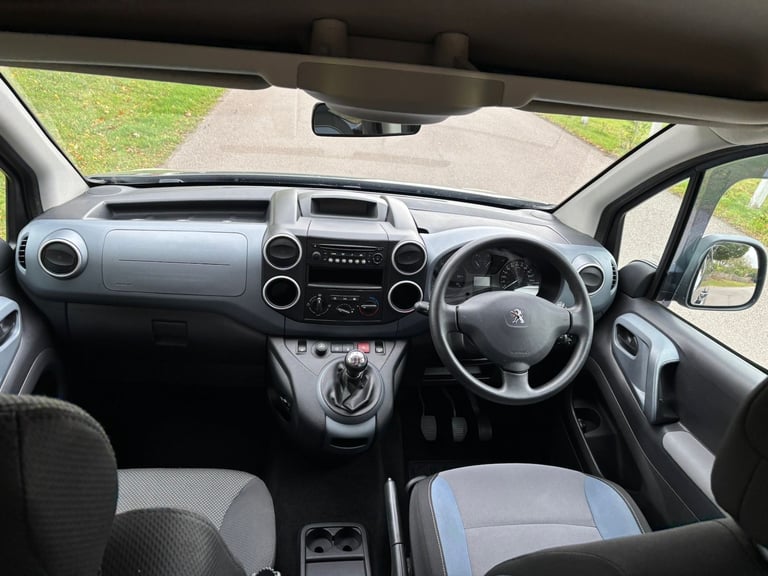 2015 Peugeot Partner Tepee 1.6 120 S 5dr MPV Petrol Manual