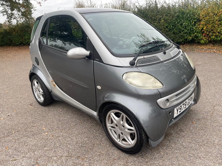 image for 2001 smart fortwo Left Hand drive Coupe DIESEL Automatic