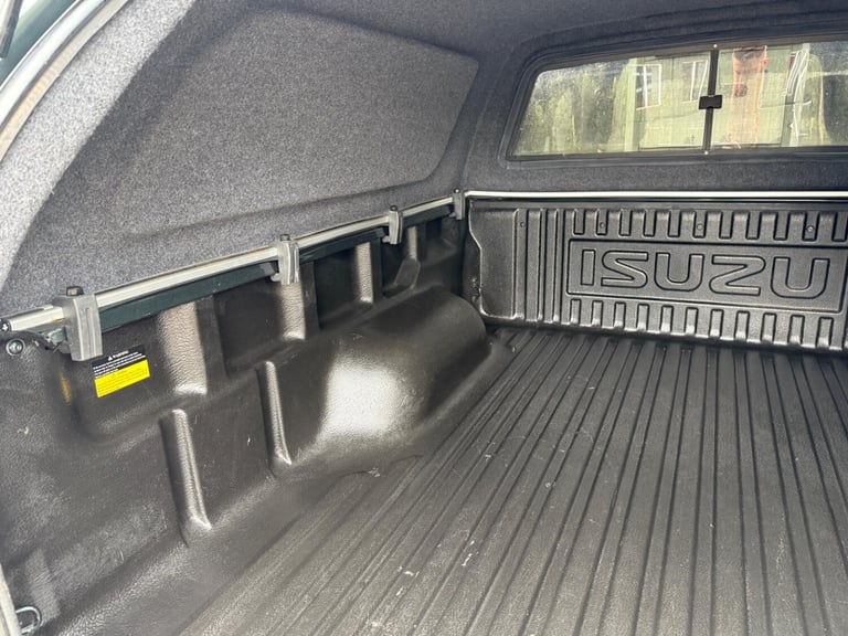 2018 Isuzu D-Max 1.9 Yukon Extended Cab 4x4 PICK UP DIESEL Manual
