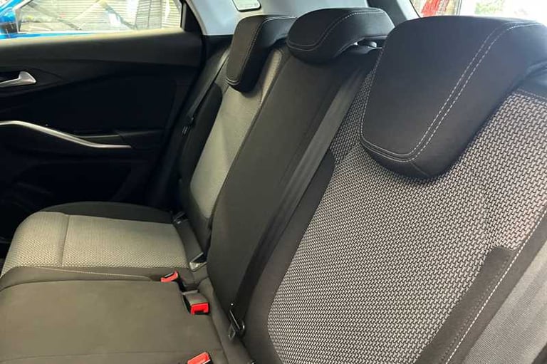 2018 Vauxhall Grandland X 1.5 Turbo D SE 5dr HATCHBACK DIESEL Manual