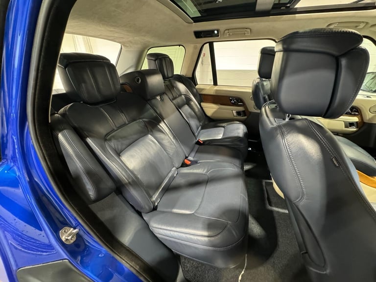 2018 Land Rover Range Rover 2.0 P400e 12.4kWh Autobiography Auto 4WD Euro 6 (s/s) 5dr ESTATE Petr...