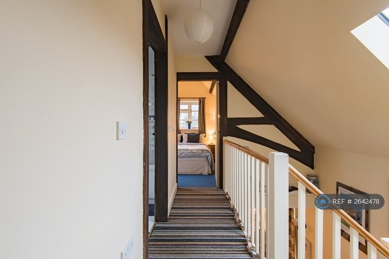 2 bedroom house in School House, Waltham, Canterbury, CT4 (2 bed) (#2642478)