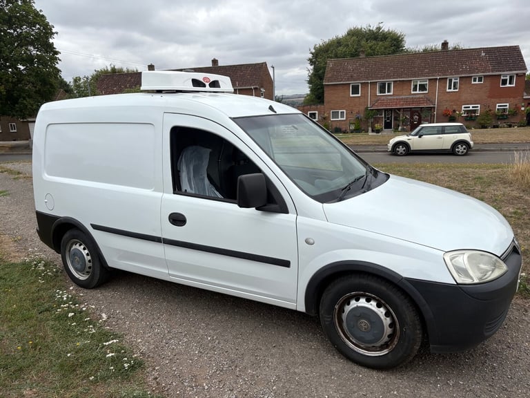 2011 Vauxhall Combo 1700 1.3CDTi 16V Van [75PS] CAR DERIVED VAN Diesel Manual