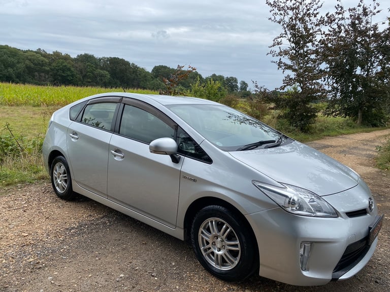 2015 Toyota Prius PRIUS T SPIRIT VVT-I CVT Hybrid
