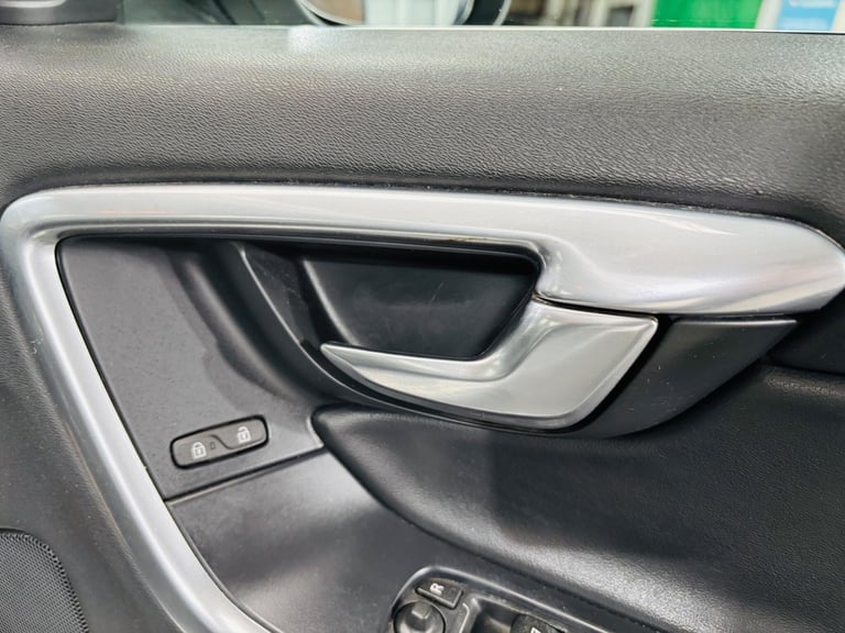 2014 Volvo V60 2.0 D4 R-Design Lux Euro 6 (s/s) 5dr ESTATE Diesel Manual