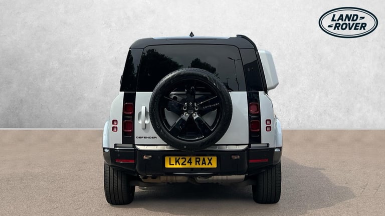 2024 Land Rover Defender 3.0 D300 X-Dynamic HSE 90 3dr Auto With Heated and