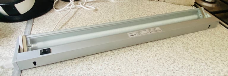 LIVARNO LUX Tilting Energy-Saving Under-Cabinet Light…  IAN 100896..Typ 2592-014L T5 1x13W