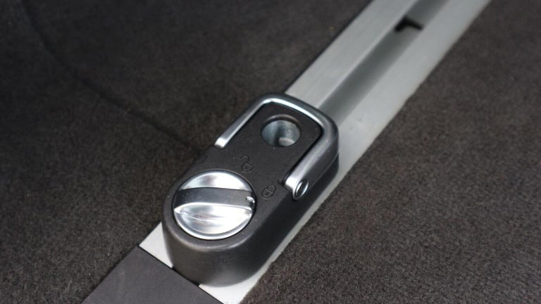 JAGUAR XF 2.2d Portfolio Sportbrake Auto Euro 5 (s/s) 5dr 2015