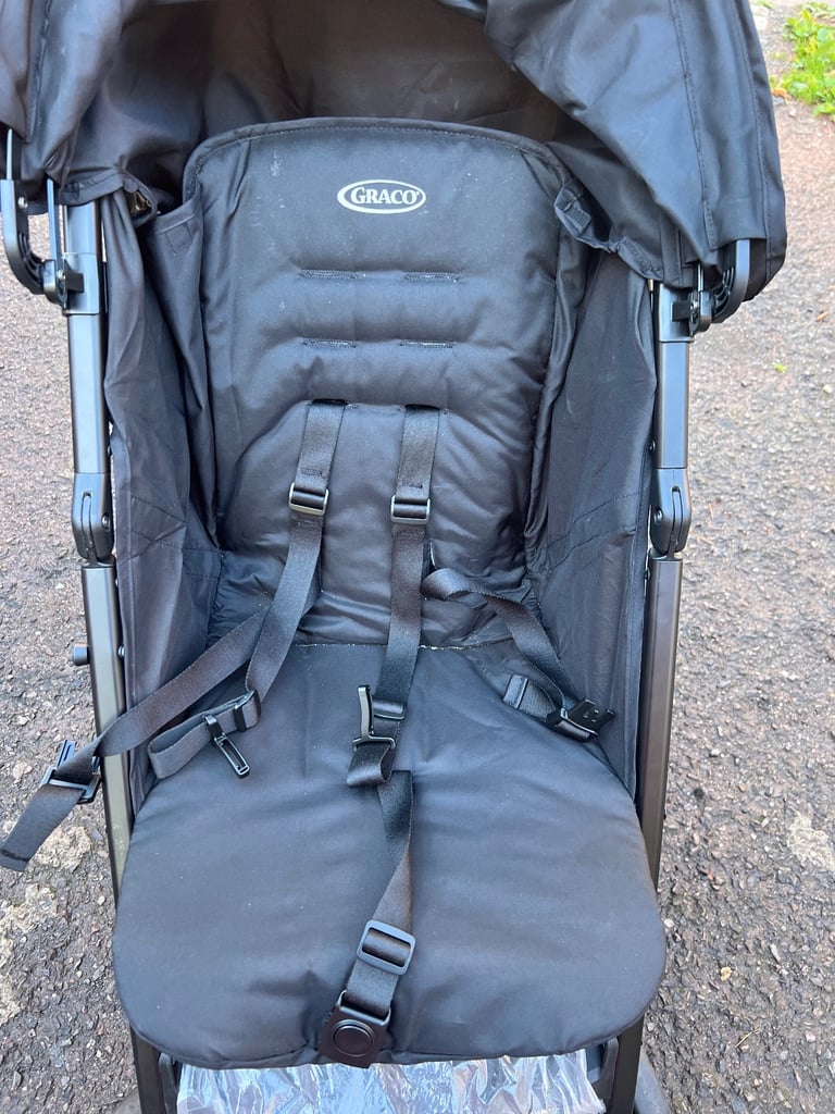  Graco stroller in black
