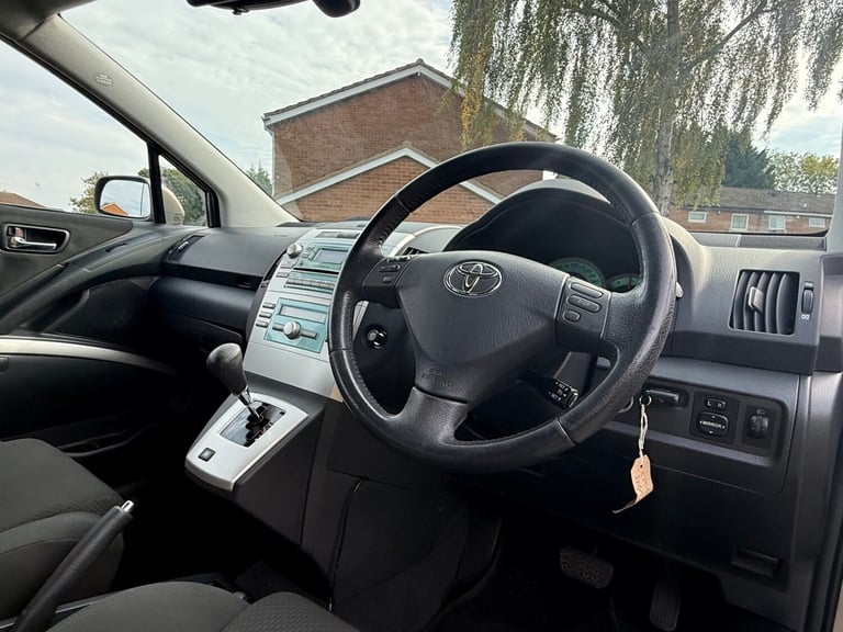 2005 TOYOTA COROLLA VERSO 1.8 PETROL AUTOMATIC MMT**7 SEATER + 3 KEYS + ULEZ**