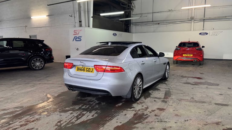 2016 Jaguar XE 2.0d [180] R-Sport 4dr Auto SALOON DIESEL Automatic