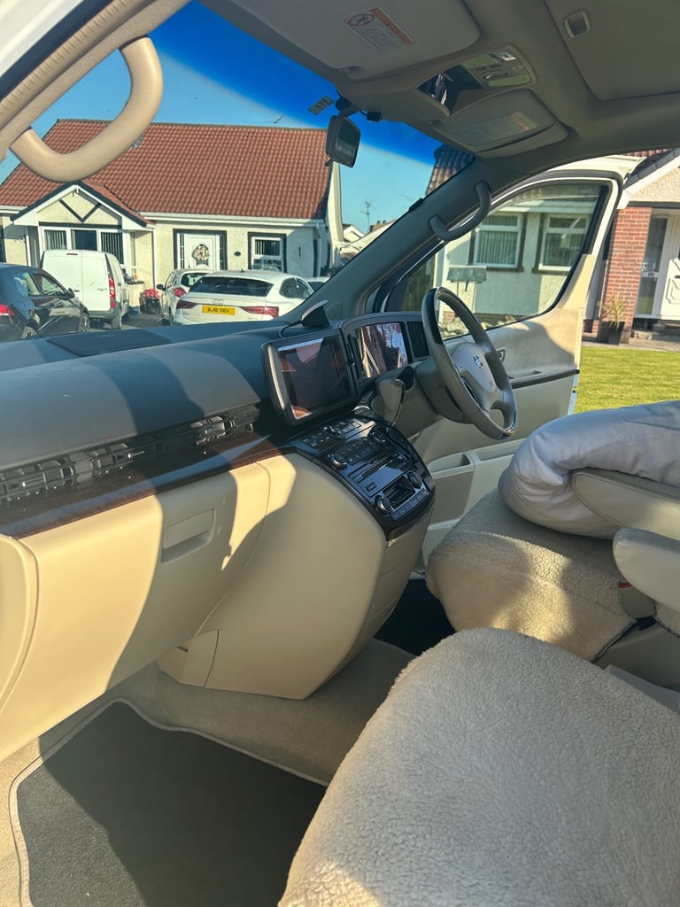 Nissan, 2004, 3498 (cc)