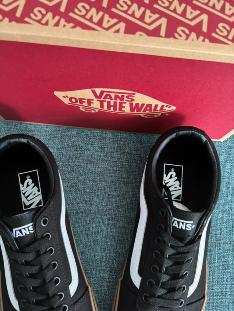 Vans men’s ward black/gum canvas trainers uk9 NEW!