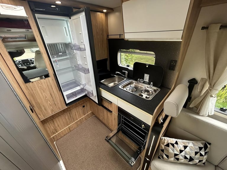 2024 PILOTE EVIDENCE P626D AUTO 4 BERTH 4 BELTS ELECTRIC BED Motorhome for Sale