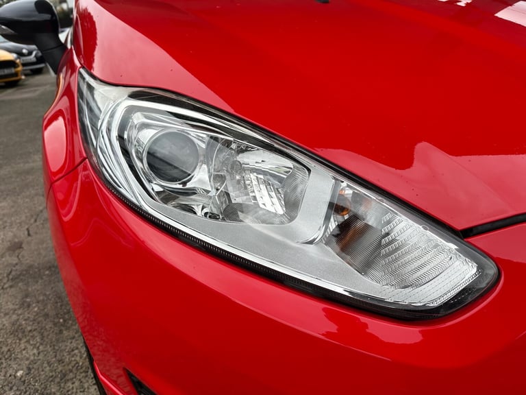 2014 Ford Fiesta 1.0 EcoBoost 140 Zetec S Red 3dr HATCHBACK Petrol Manual