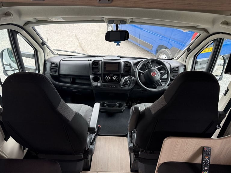2022 Fiat AUTO-TRAIL EXPEDITION C72 35 P/V MULTIJET II Autotrail Coachbuilt DIESEL Manual