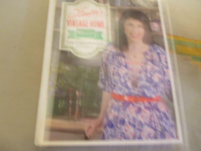 image for KIRSTIES VINTAGE HOME BY KIRSTIE ALLSOPP (HARDCOVER 2012)