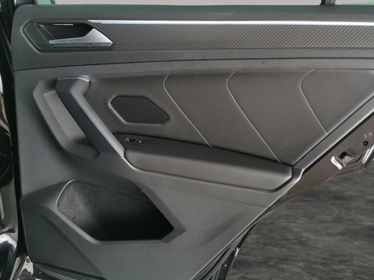 2023 Volkswagen Tiguan 1.5 TSI R-Line SUV 5dr Petrol DSG Euro 6 (s/s) (150 ps) - AUTO PARK - LED ...