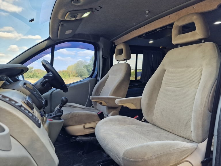 2003 Renault Trafic  Runs Drives Perfectly 7 Seats  Removable Seats
