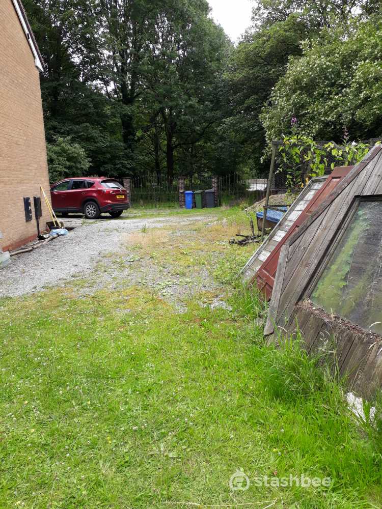 Parking Space available to rent in Hyde (SK14)