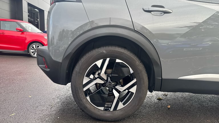 2024 Peugeot 2008 1.2 PureTech Allure SUV 5dr Petrol EAT Euro 6 (s/s) (130 ps) SUV Petrol Automatic