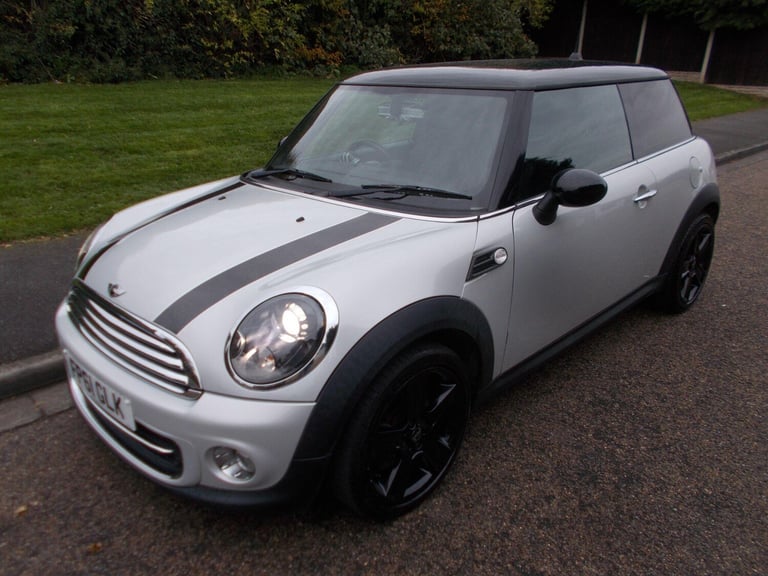 2011 MINI Hatch 1.6 Cooper Soho Euro 5 (s/s) 3dr HATCHBACK Petrol Manual