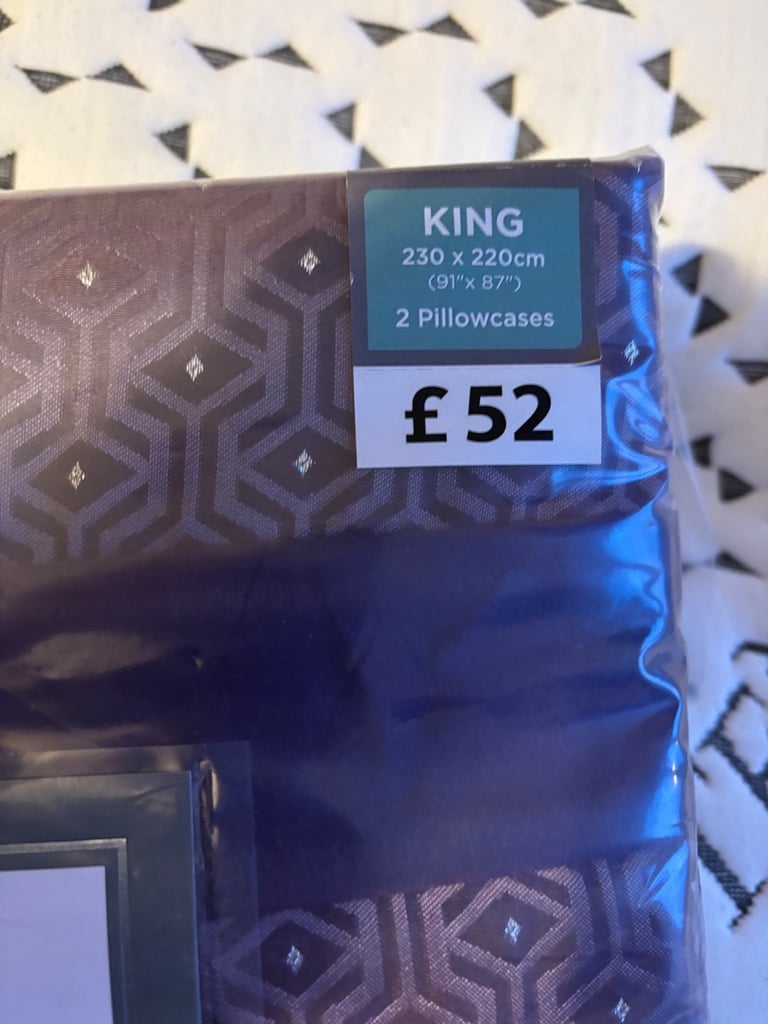 image for King size bedding 