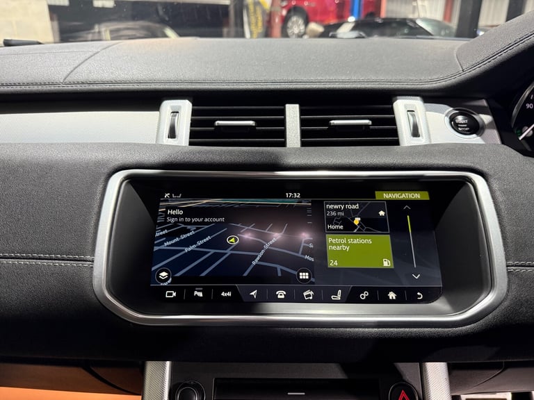 2017 Land Rover Range Rover Evoque 2.0 TD4 HSE Dynamic SUV 5dr Diesel Auto 4WD