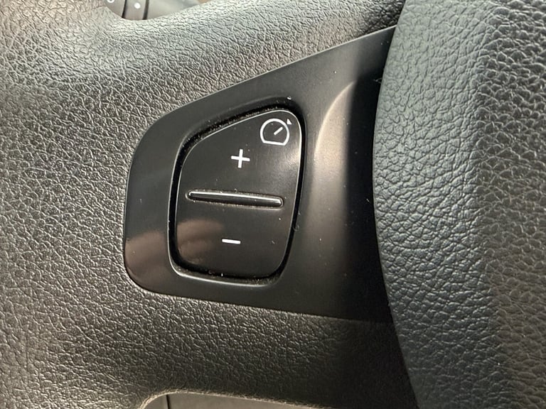 RENAULT TRAFIC 1.6 LL29 ENERGY dCi 140 Sport 2015