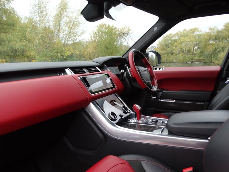 2018 Land Rover Range Rover Sport 5.0 P575 V8 SVR Auto 4WD Euro 6 (s/s) 5dr ESTATE Petrol Automatic