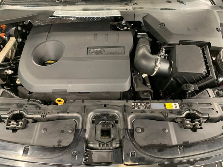 2021 Land Rover Range Rover Evoque 1.5 P300e 12.2kWh R-Dynamic S SUV 5dr Petrol Plug-in Hybrid Au...