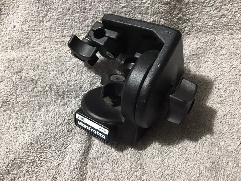 MANFROTTO TRIPOD HEAD VERY GOOD CONDITION COST OVER £100. SELLING FOR 