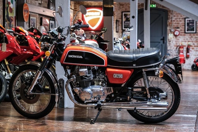 Honda cb200 discount for sale gumtree