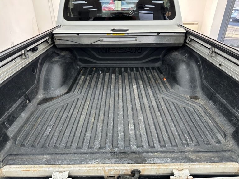 2016 Nissan Navara 2.3 dCi Tekna Pickup Double Cab 4dr Diesel Auto 4WD Euro 6 (190 ps) PICKUP Die...
