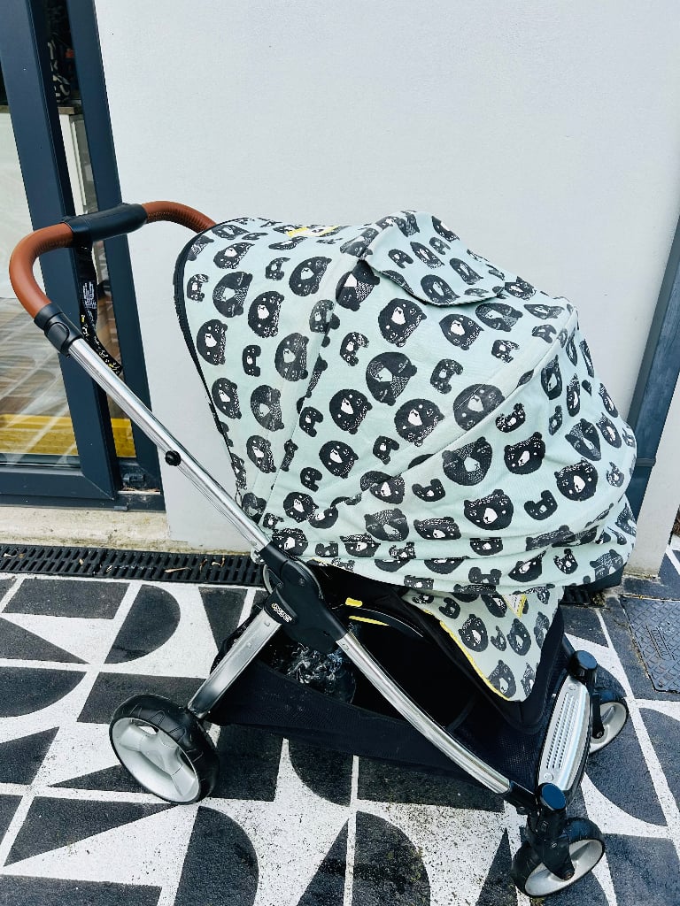Mamas & Papas Armadillo Flip - Full travel system - Donna Wilson 