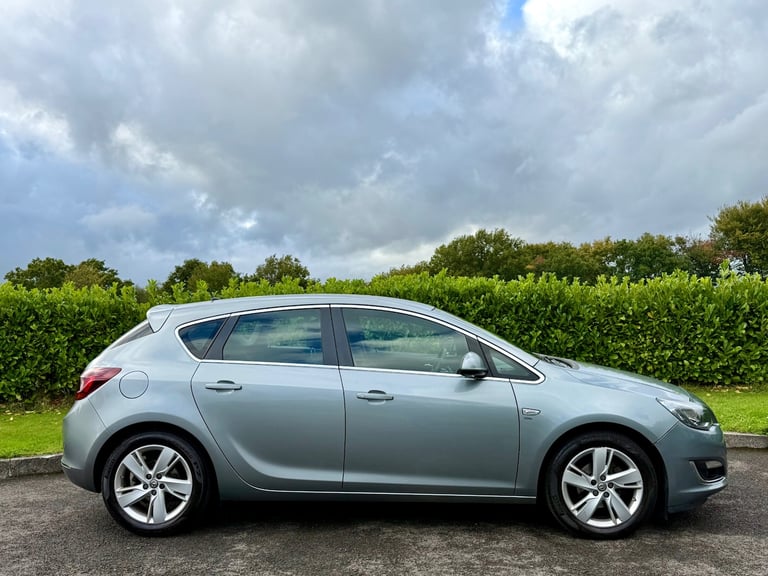 2015/65 VAUXHALL ASTRA 1.4 16V SRI 5DR SILVER GREY 113K MILES CRUISE &amp; ALLOYS