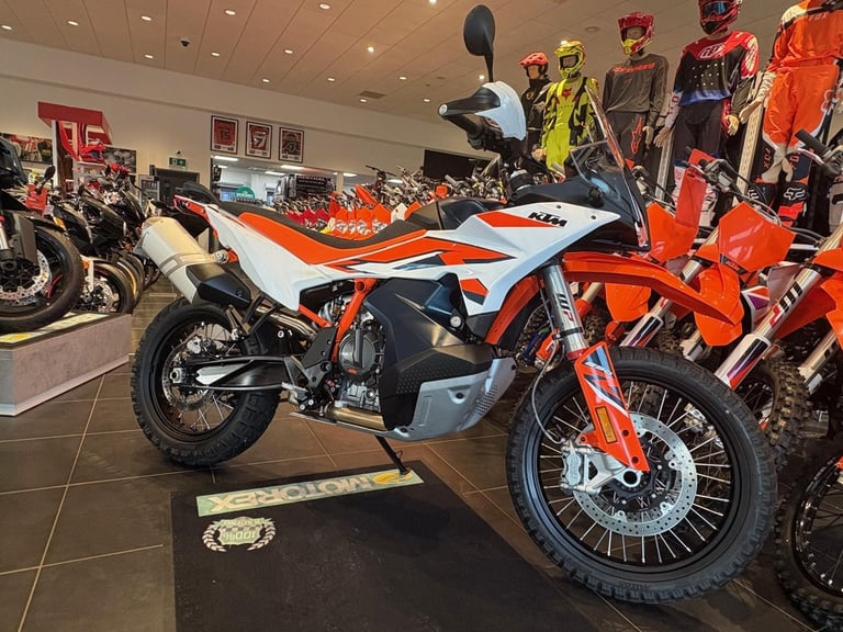KTM 890 ADVENTURE R Inc Full Tech Pack @ Drysdale Motorcycles
