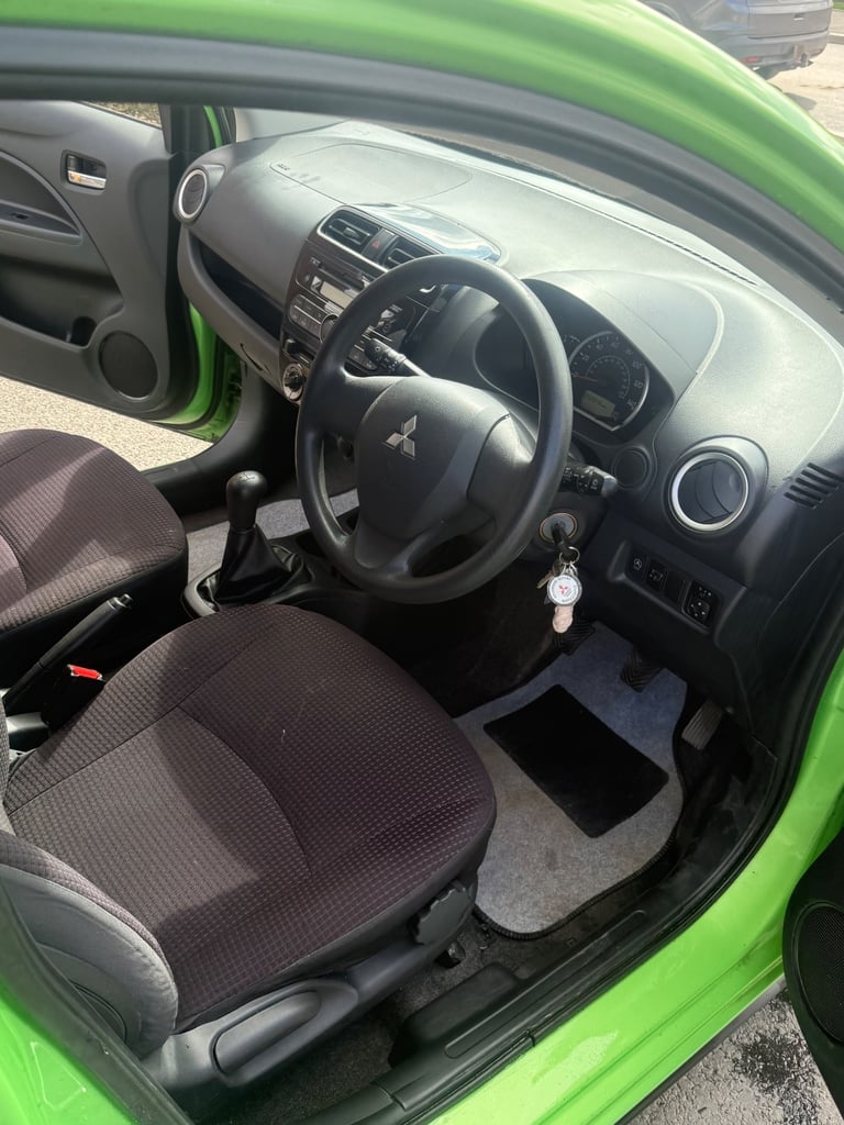 Mitsubishi, MIRAGE, Hatchback, 2013, Manual, 1193 (cc), 5 doors