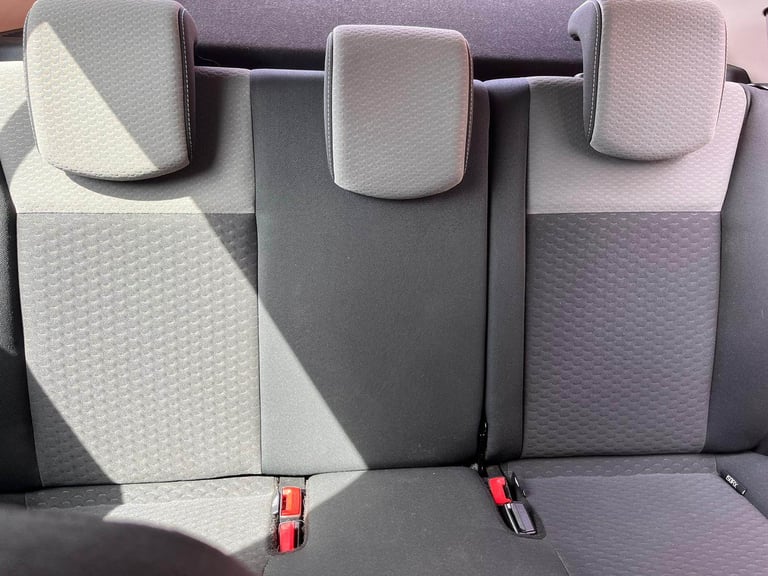 Cheap Renault, CLIO, Hatchback, 2010, Manual, 1149 (cc),5 doors for sale in Saltburn-by-the-Sea, North Yorkshire