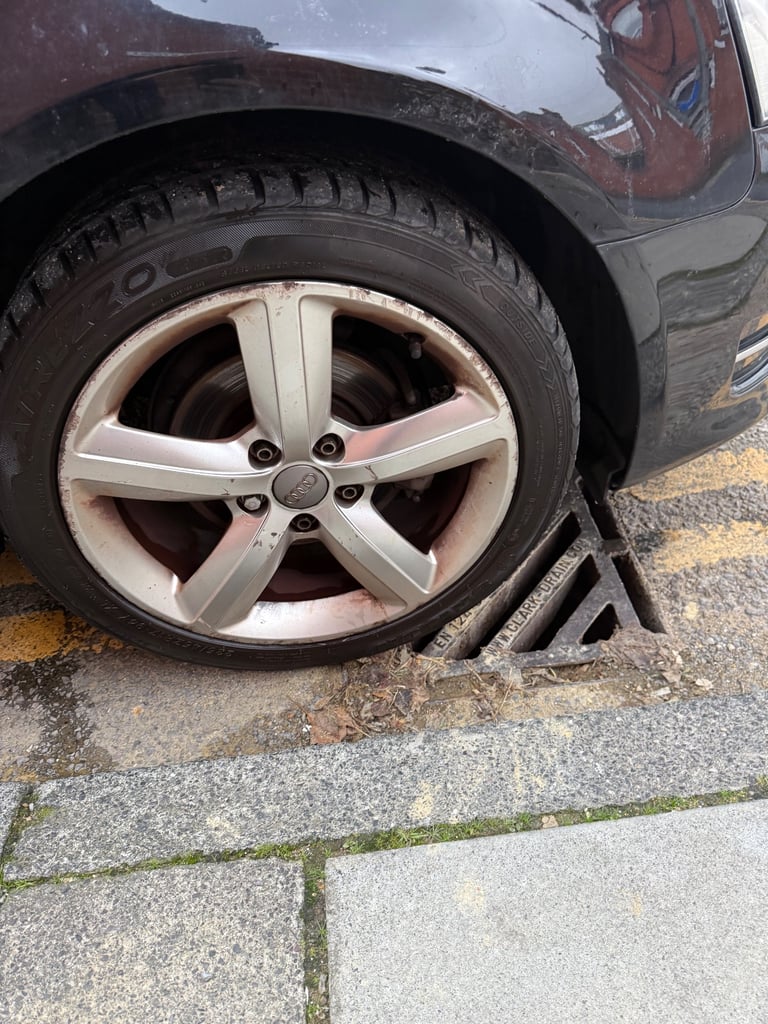 Audi, A3, Hatchback, 2010, Manual, 1595 (cc), 5 doors