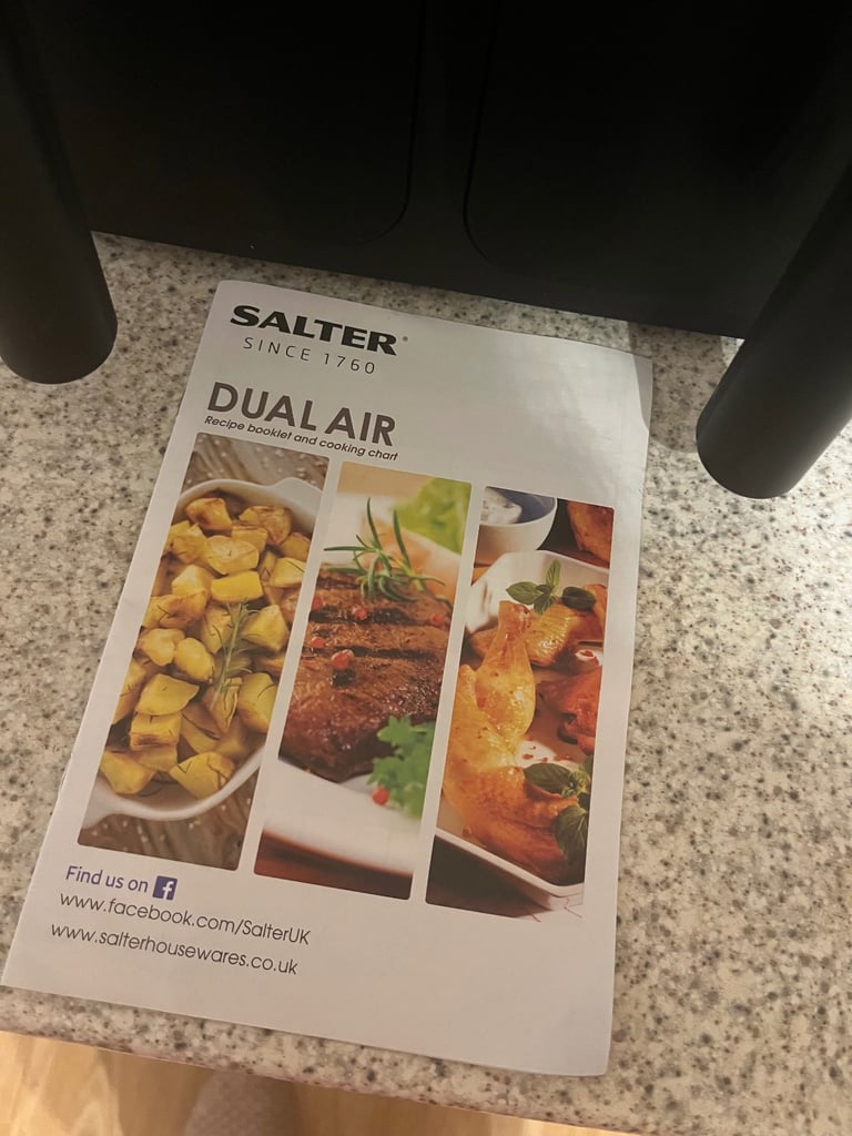 SALTER LARGE BLACK DUAL AIR FRYER WITH BOOKLET *BRAND NEW OUT THE BOX* 