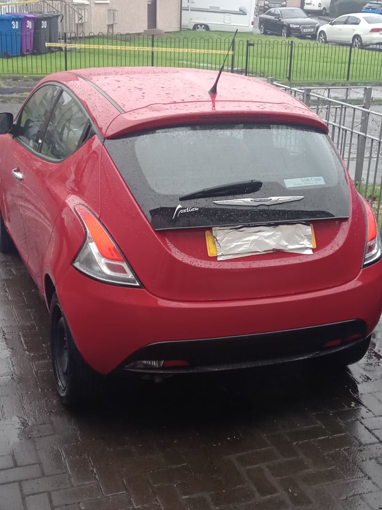 Chrysler, YPSILON, Hatchback, 2012, Manual, 1242 (cc), 5 doors