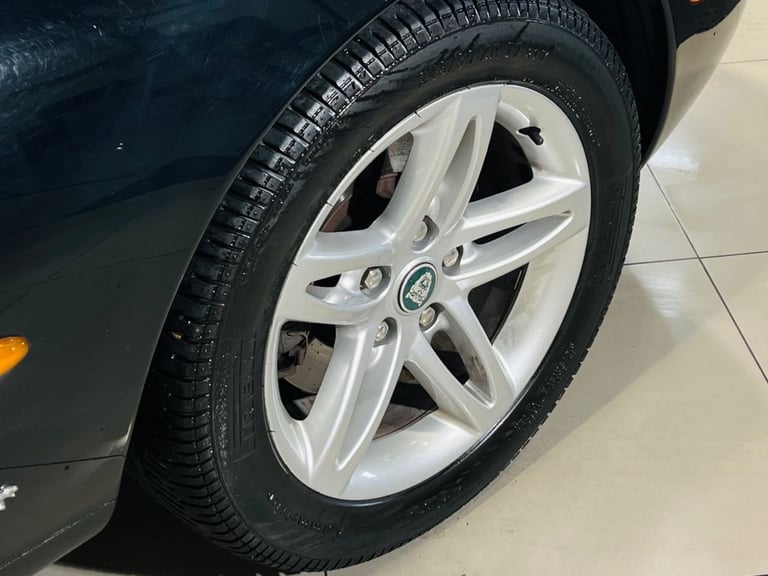 JAGUAR XF 4.2 CONVERTIBLE 2DR PETROL AUTOMATIC (279 G/KM, 300 BHP) BLACK 2003