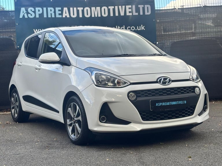 image for  Hyundai i10 1.2 Premium SE Auto Euro 6 5dr Petrol Automatic