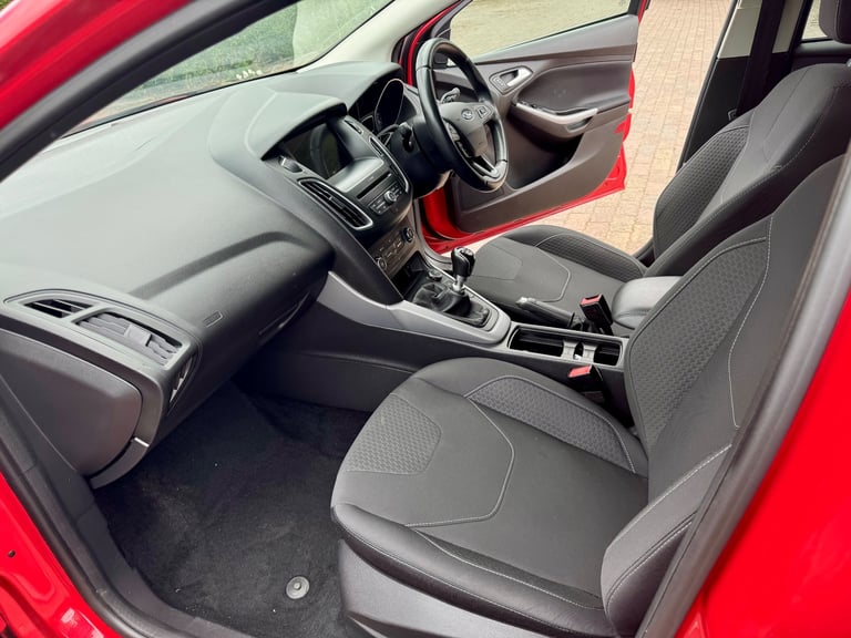 Ford, FOCUS, Hatchback, 2017, Manual, 999 (cc), 5 doors