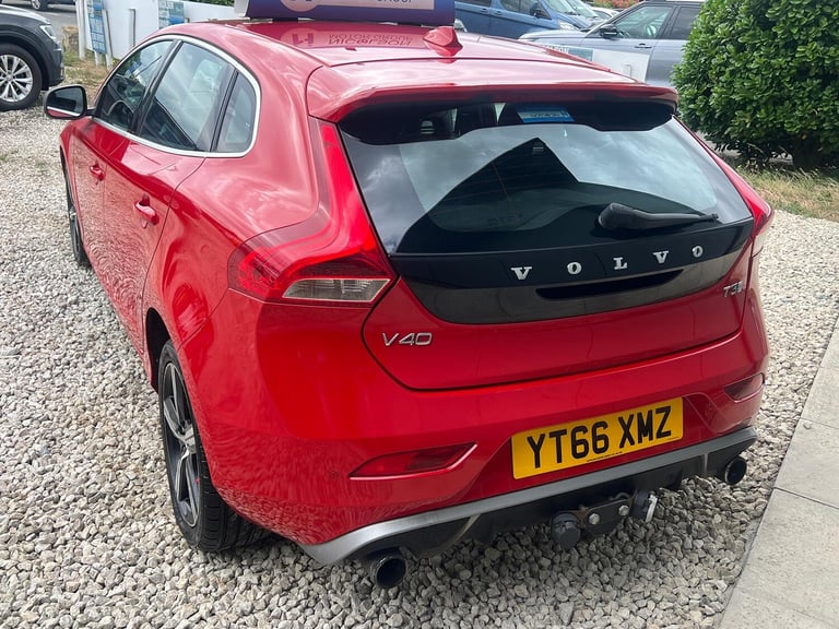 VOLVO V40 1.5 R-Design T3 Red Auto Petrol 2016