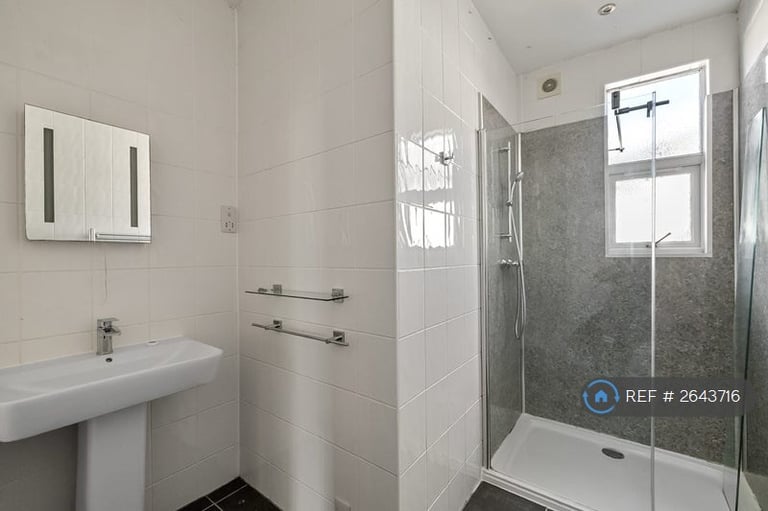 1 bedroom in Welbeck Avenue, Plymouth, PL4 (#2643716)