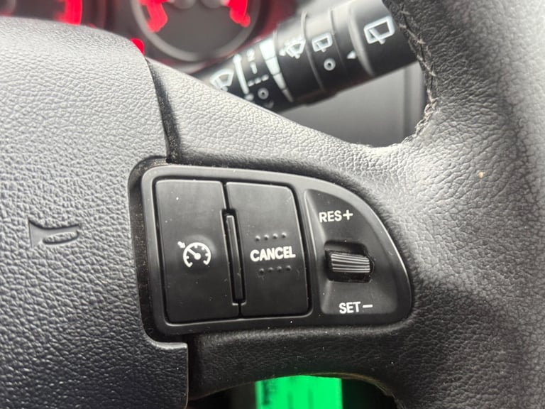 2012 Kia Ceed 1.6 CRDi EcoDynamics 2 Sports Wagon Euro 5 (s/s) 5dr ESTATE Diesel Manual